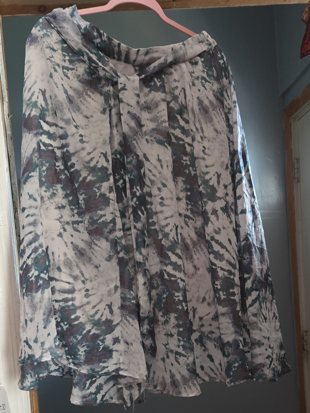 Live 4 TRUTH Tie-Dye Flowy Skirt